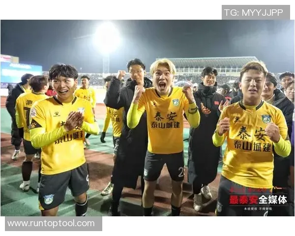 恐怖！死亡五锋把布克整不会了，杜兰特三分绝杀旧主，霸气振臂庆祝